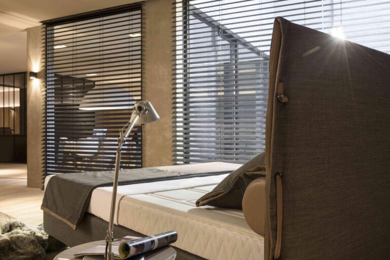 Mood-Ruckenteil-scaled